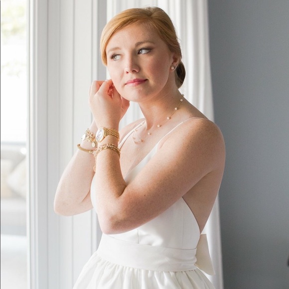 Meet your Posher, Sally - Picture 1 of 8